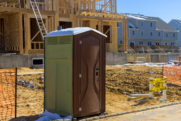 Portable Toilet Options We Offer in East Peoria, IL